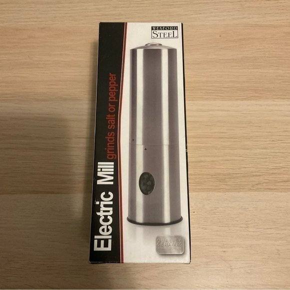 Electric  Salt or Pepper Electric Mill NWT - Picture 2 of 4